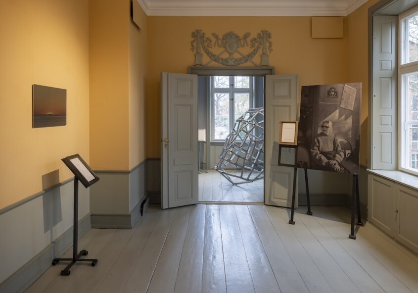 Installation view. Jytte Høy Words Found More Added, 2025, Møstings. Photo: Torben Eskerod
